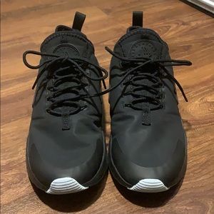 Nike Air Huarache Ultra Premium Women's Shoe